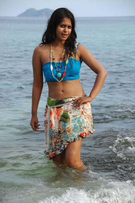 bindu madhavi in spicy beach song actress pics